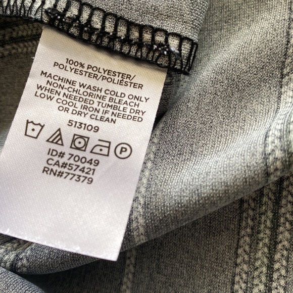 Ann Taylor Factory blouse size XS - Picture 3 of 8